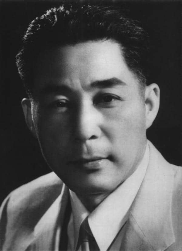 魏鹤龄