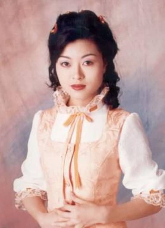 黄瑷瑶
