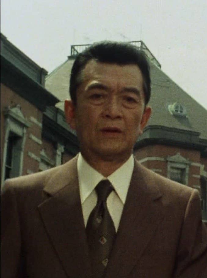 大坂志郎
